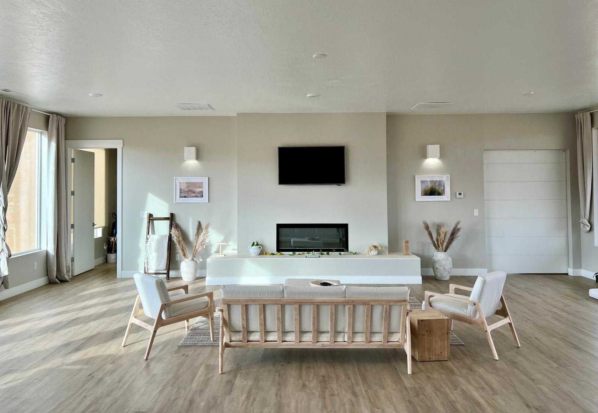Page Arizona Border Town- Tranquil Zen Retreat With Amazing Mesa Views Homestay Big Water