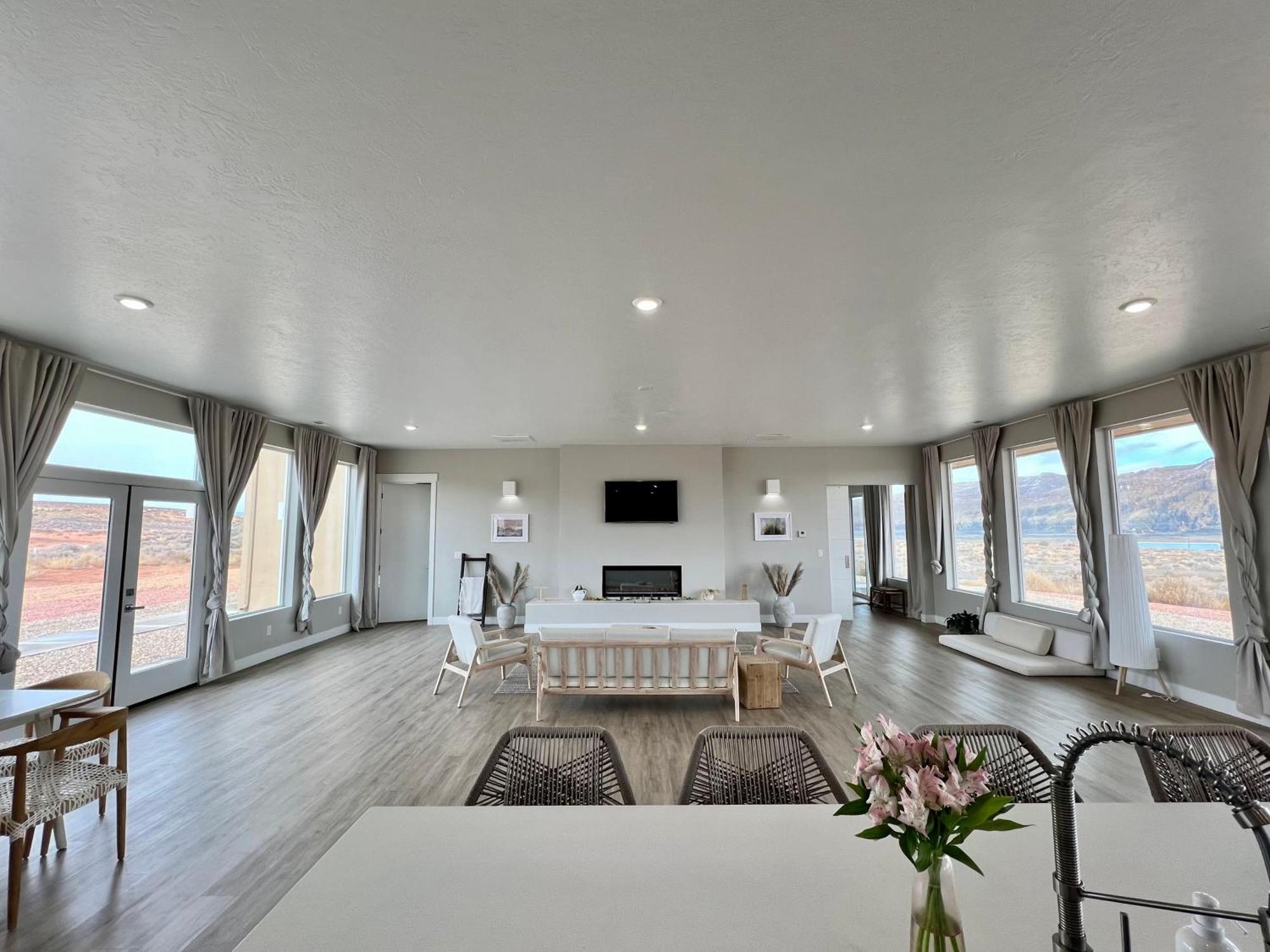 Page Arizona Border Town- Tranquil Zen Retreat With Amazing Mesa Views