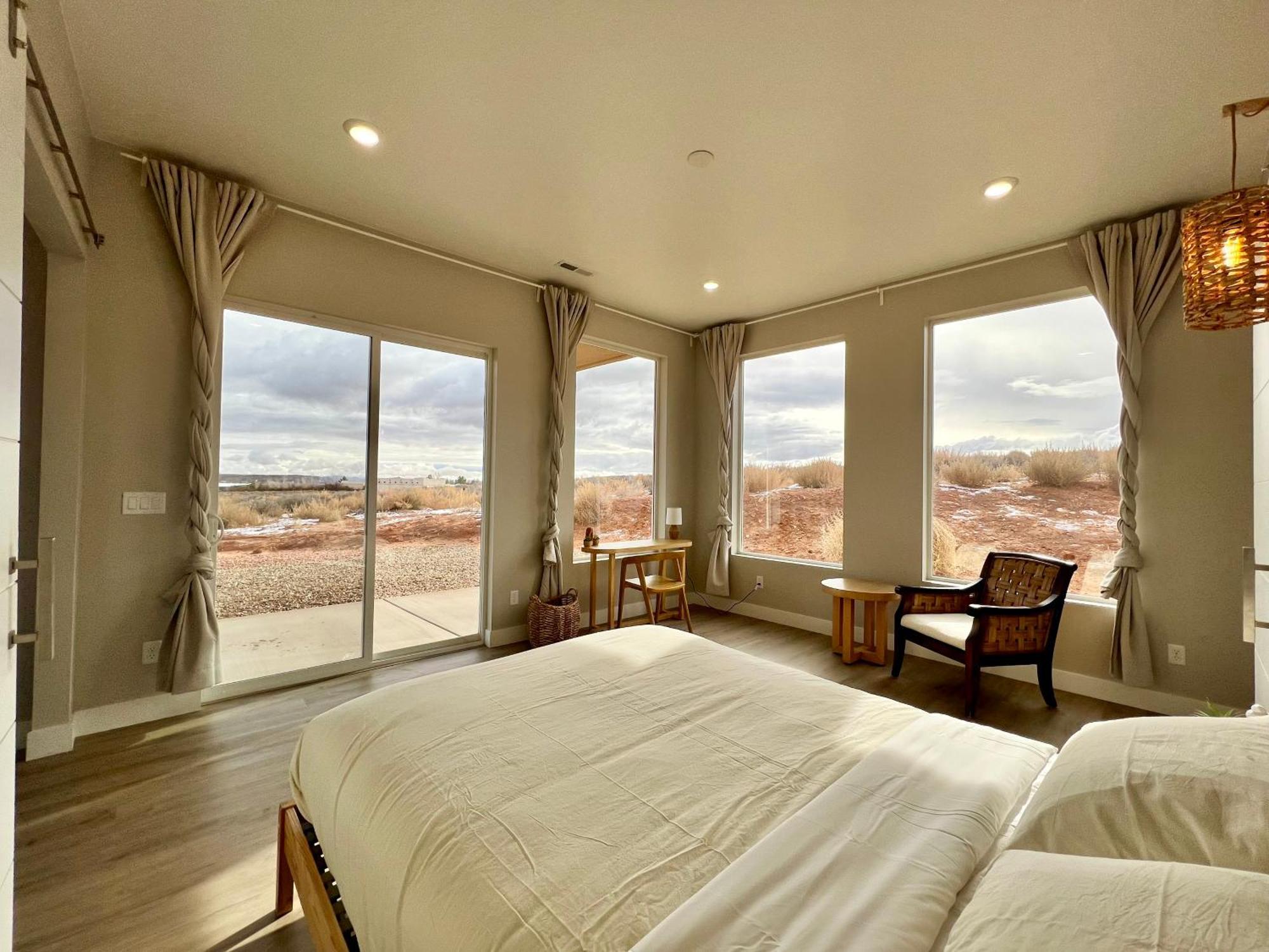 Page Arizona Border Town- Tranquil Zen Retreat With Amazing Mesa Views Homestay *